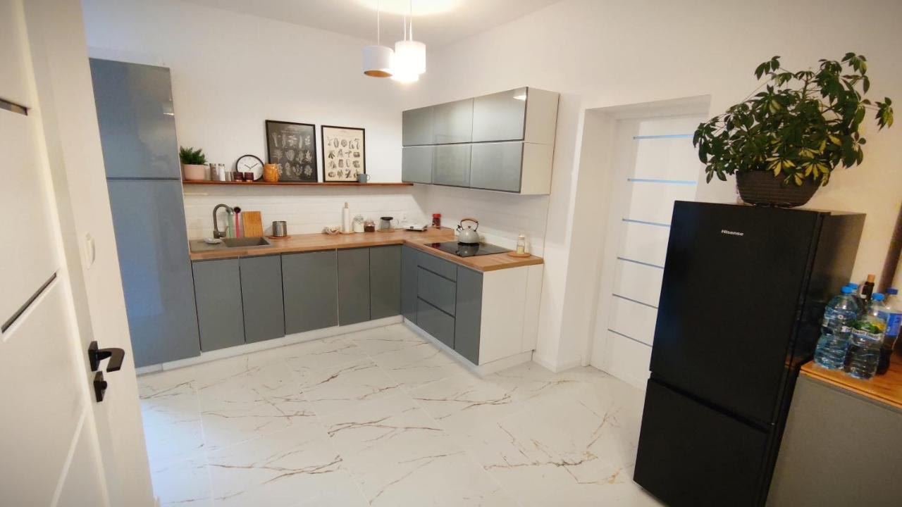 B&D Apartament Chelmiec Apartment Валбжих Екстериор снимка